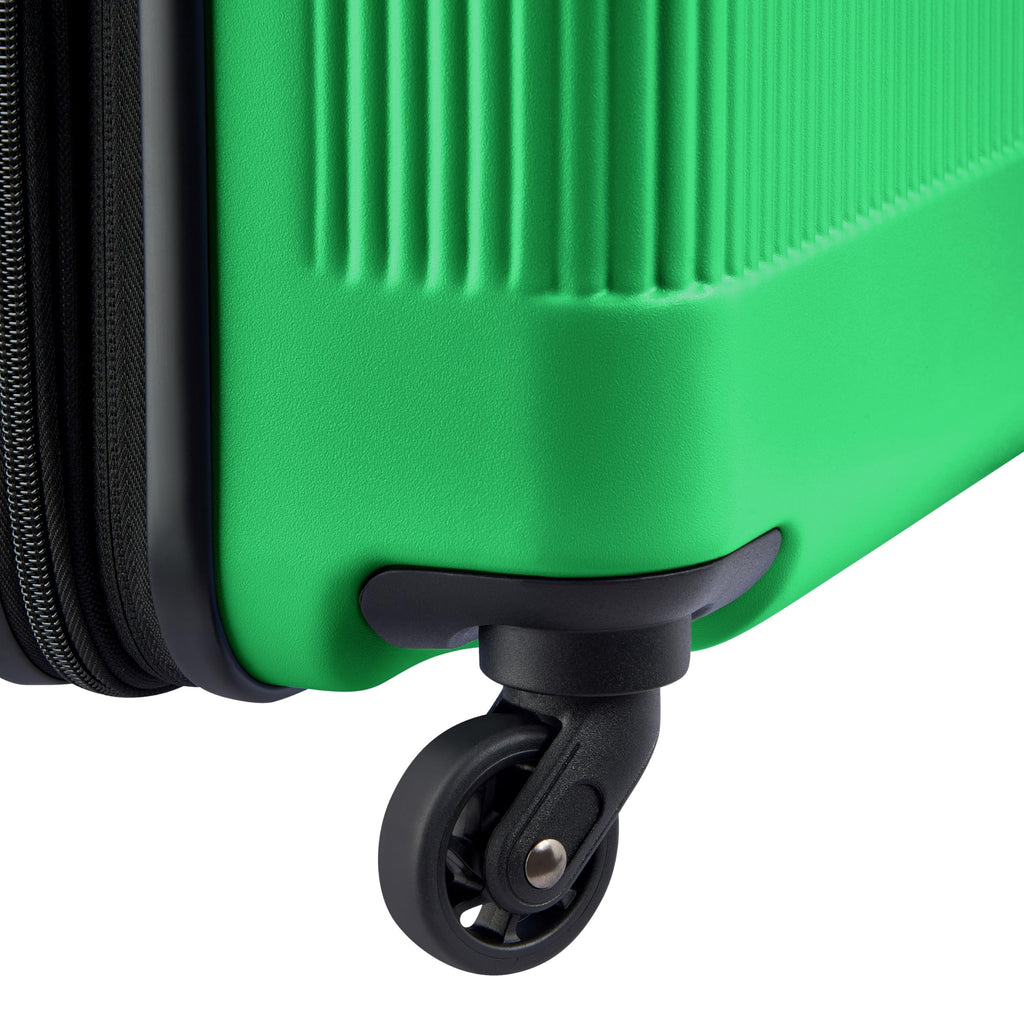 Green Carry-On 20 Inch Hardside Expandable Luggage with Spinner Wheels W40892