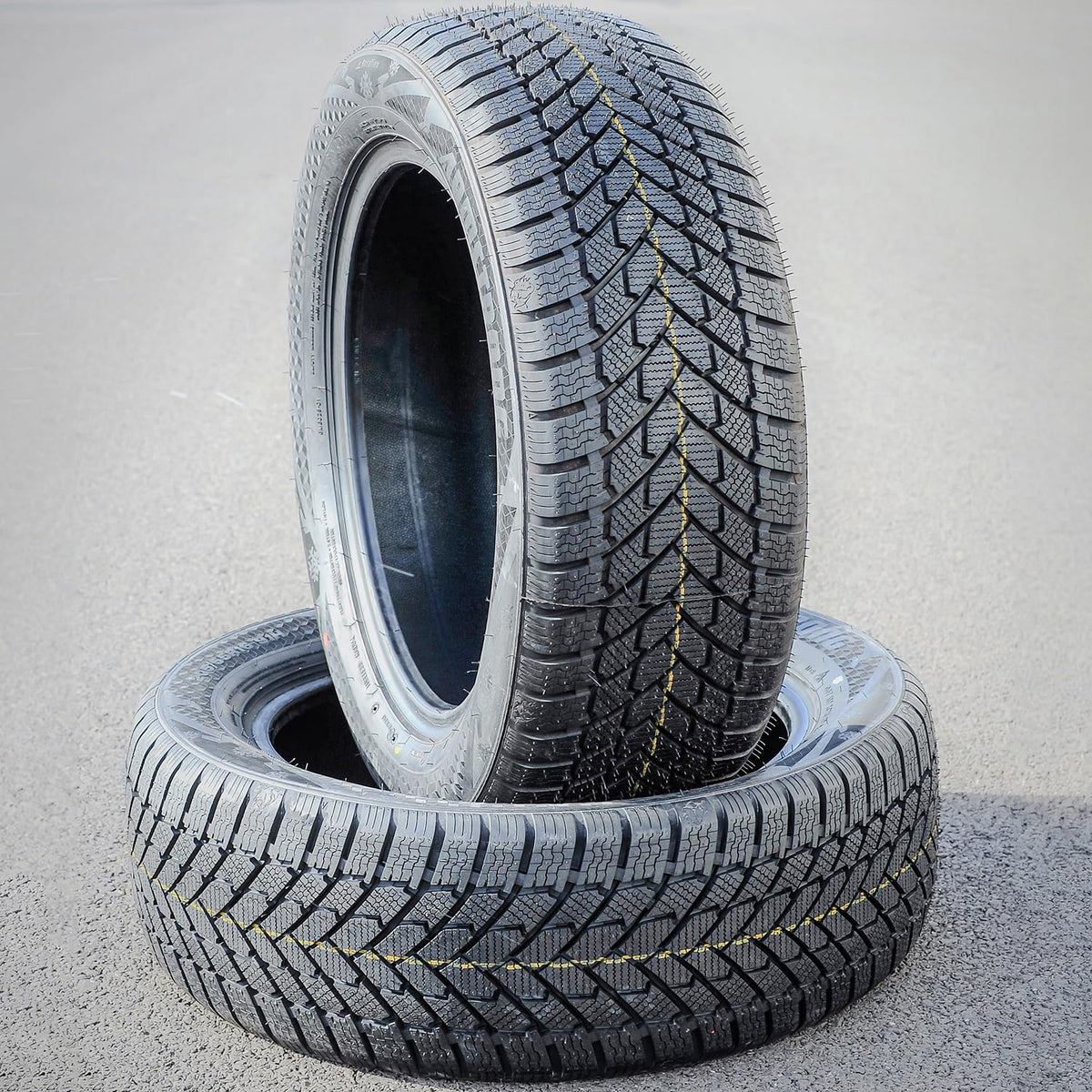 215/60R16 Winter Tires Q945211